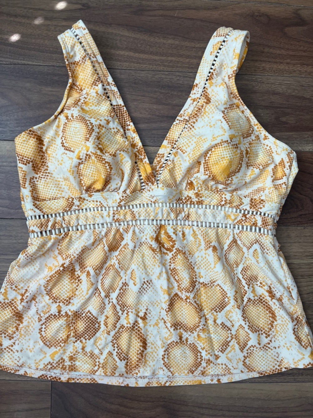 Yellow Snakeprint V-Neck Tankini Top Swimwear Orange Size Large Padded strap